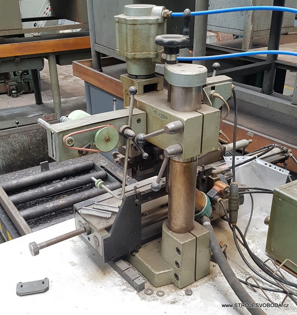 Teplorazící lis GPS-­8-­EP (Teplorazici lis Giulianelli GPS-8-EP - Giulianelli - GPS-8-EP - Hot embossing machine (8).jpg)